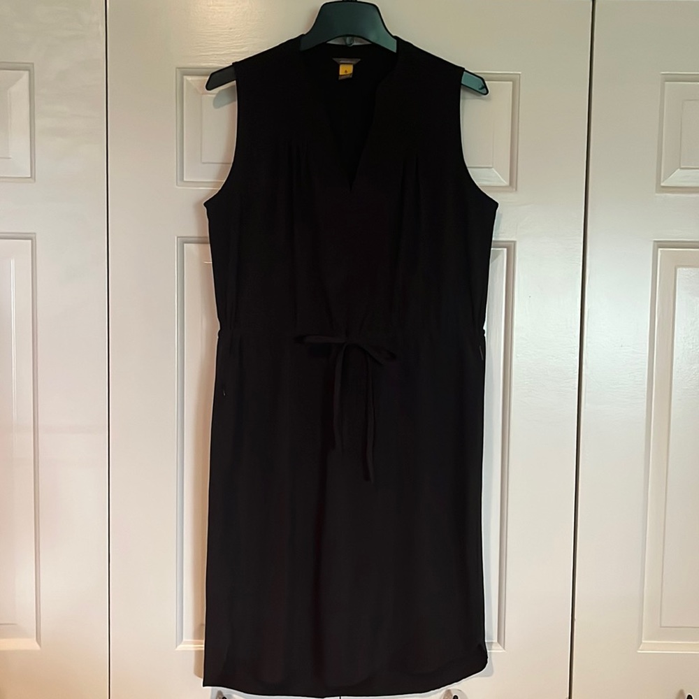 Eddie Bauer black sleeveless dress. Good condition.